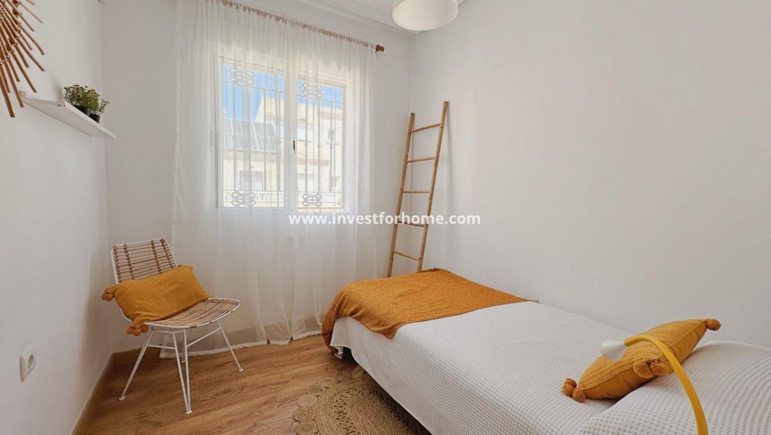 Verkoop - Villa - Orihuela Costa - La Zenia