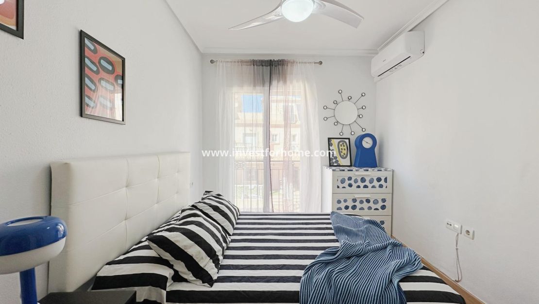 Verkoop - Villa - Orihuela Costa - La Zenia
