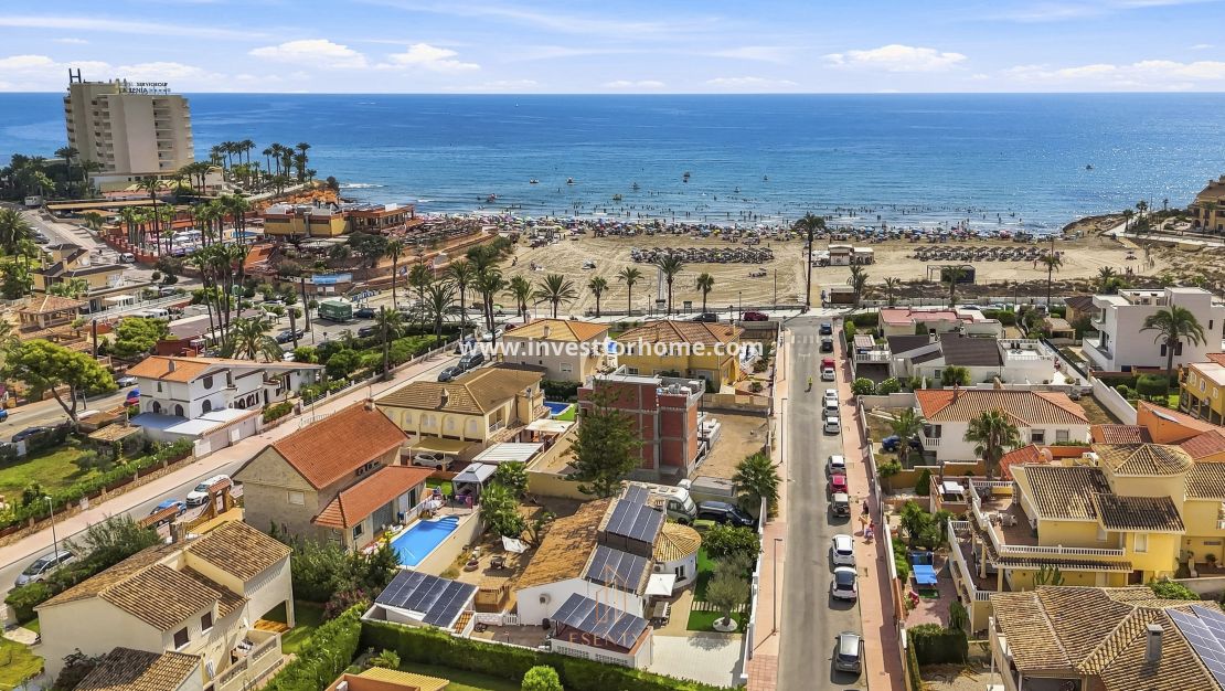 Verkoop - Villa - Orihuela Costa - La Zenia