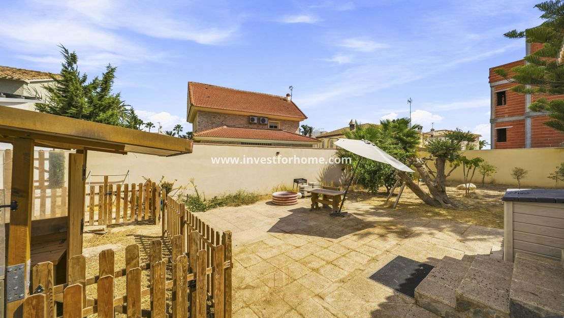 Verkoop - Villa - Orihuela Costa - La Zenia