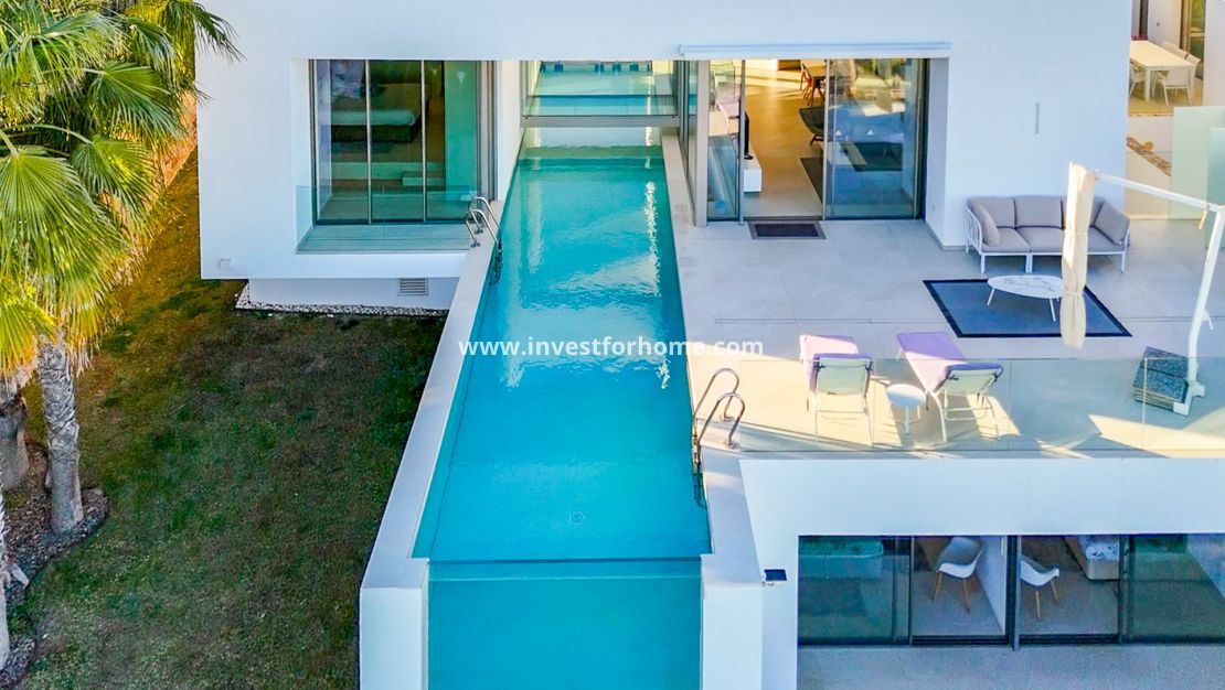 Verkoop - Villa - Orihuela Costa - Las Colinas Golf