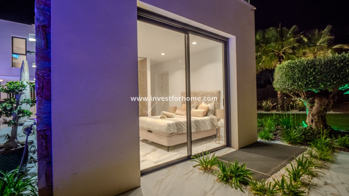 Verkoop - Villa - Orihuela Costa - Las colinas golf