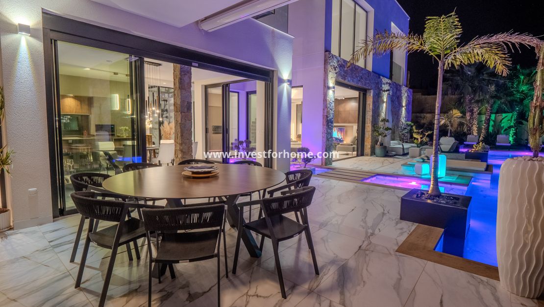 Verkoop - Villa - Orihuela Costa - Las colinas golf