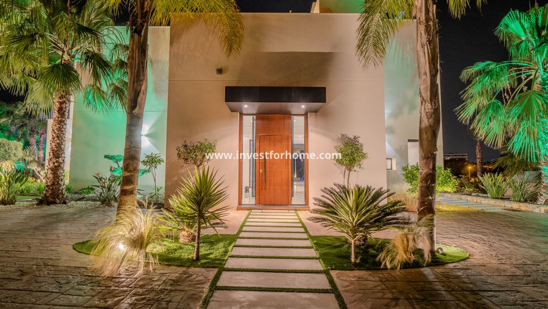 Verkoop - Villa - Orihuela Costa - Las colinas golf