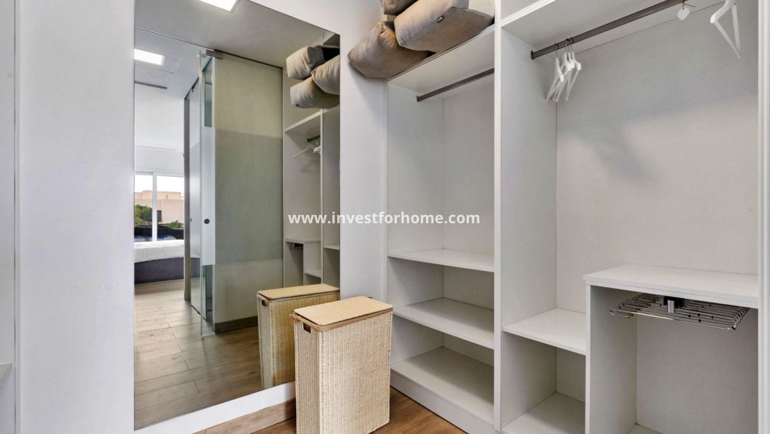 Verkoop - Villa - Orihuela Costa - Las Colinas Golf