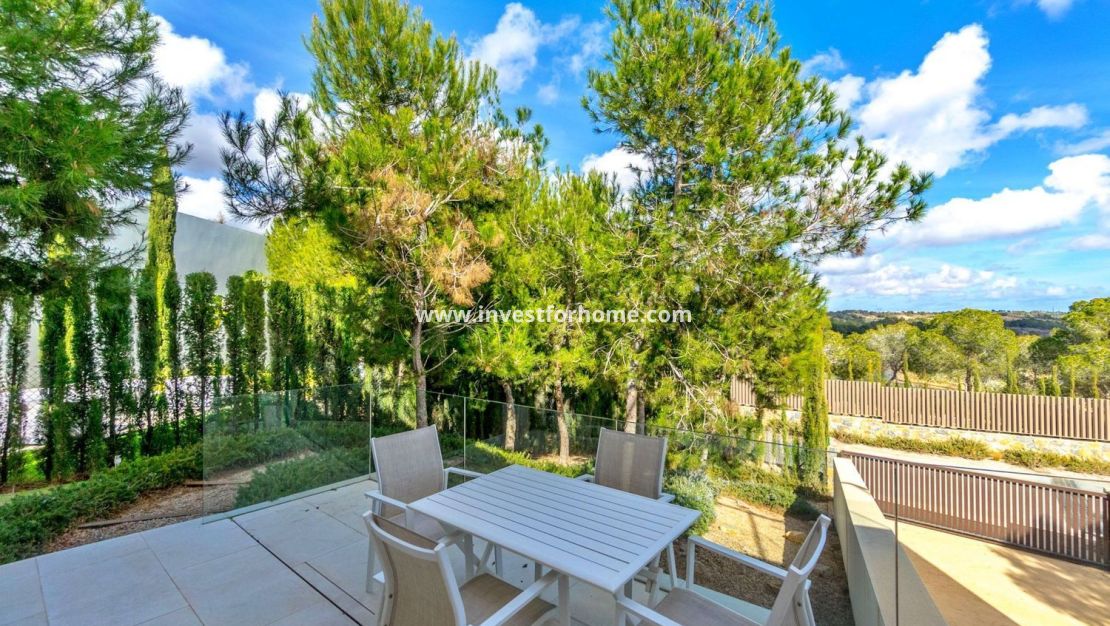 Verkoop - Villa - Orihuela Costa - Las Colinas Golf