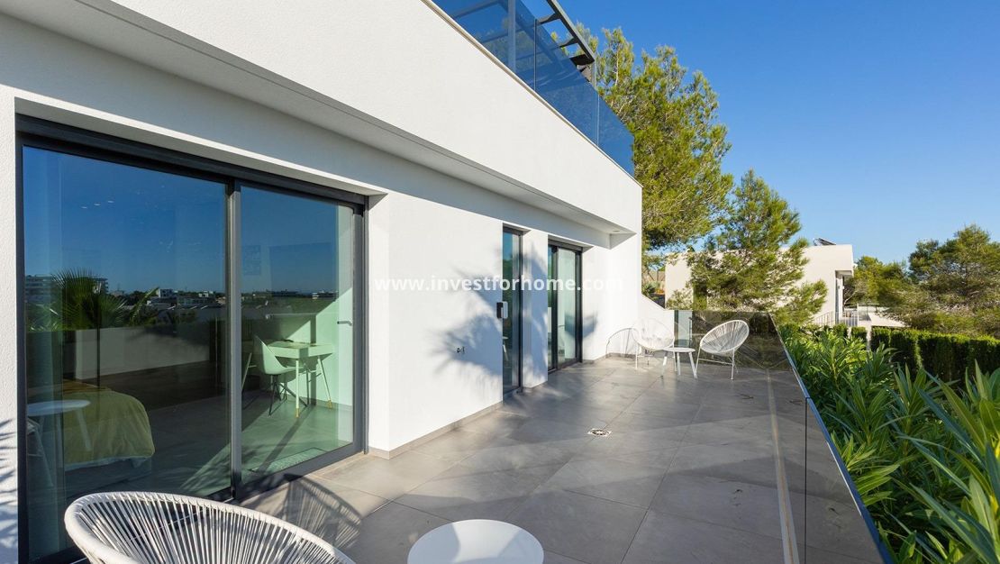 Verkoop - Villa - Orihuela Costa - Las Colinas Golf