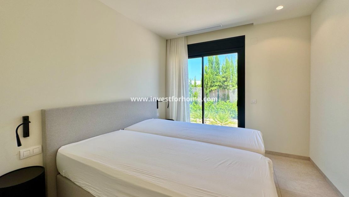Verkoop - Villa - Orihuela Costa - Las Colinas Golf
