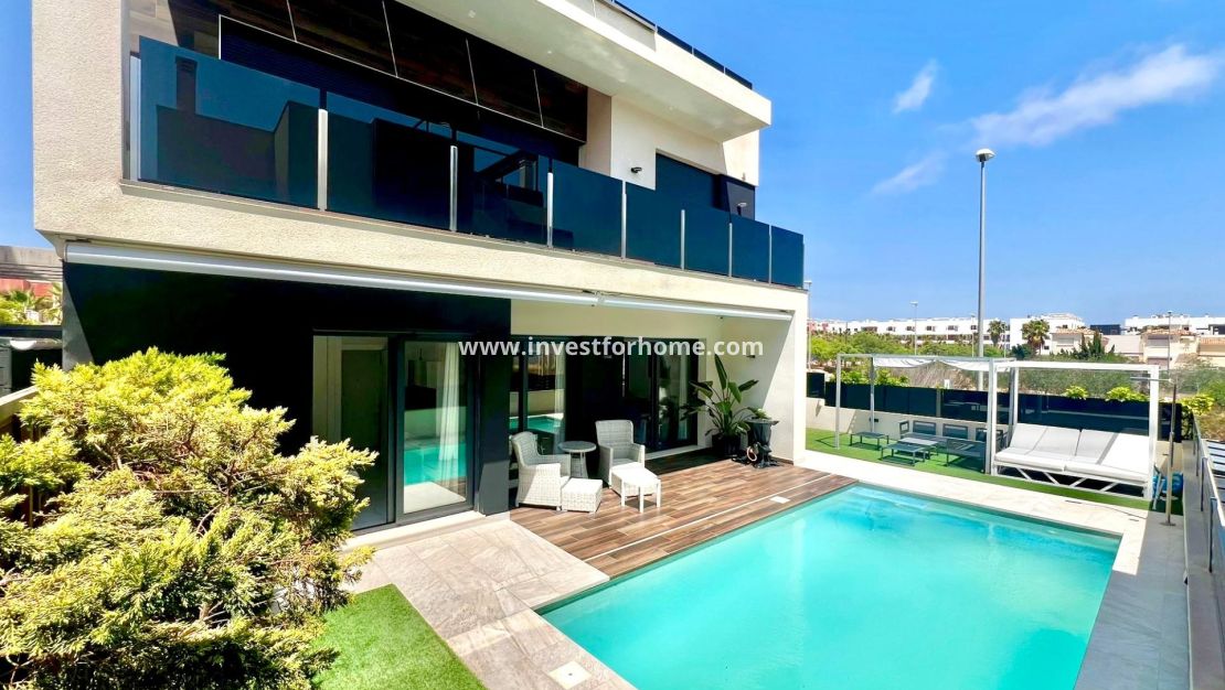 Verkoop - Villa - Orihuela Costa - Lomas De Cabo Roig