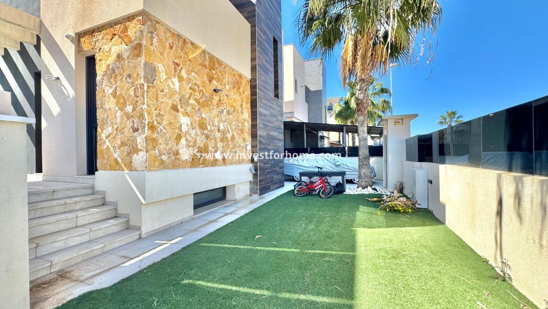 Verkoop - Villa - Orihuela Costa - Lomas De Cabo Roig