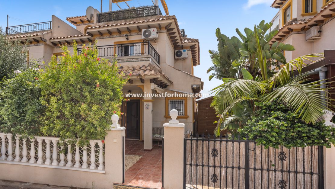 Verkoop - Villa - Orihuela Costa - Lomas de Caboroig