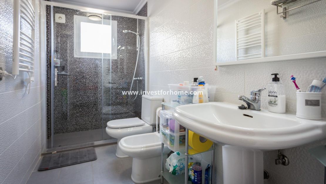 Verkoop - Villa - Orihuela Costa - Lomas De Campoamor Golf