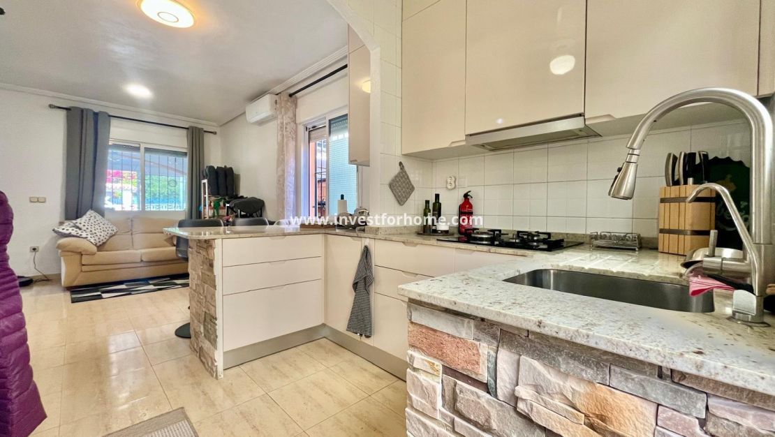 Verkoop - Villa - Orihuela Costa - Los Almendros-la Florida