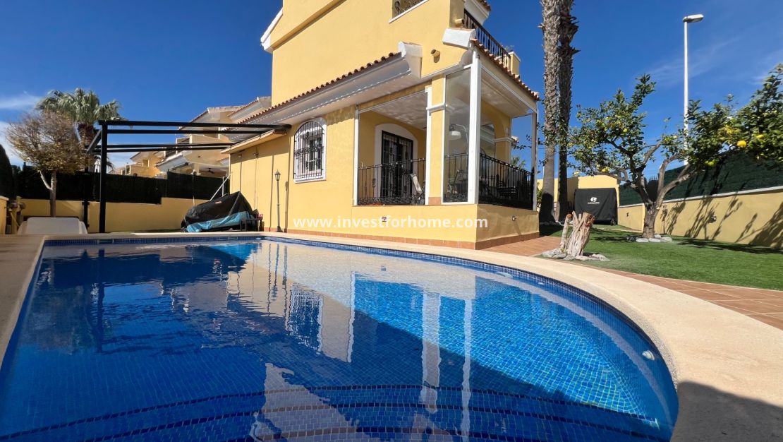 Verkoop - Villa - Orihuela Costa - Los Dolses