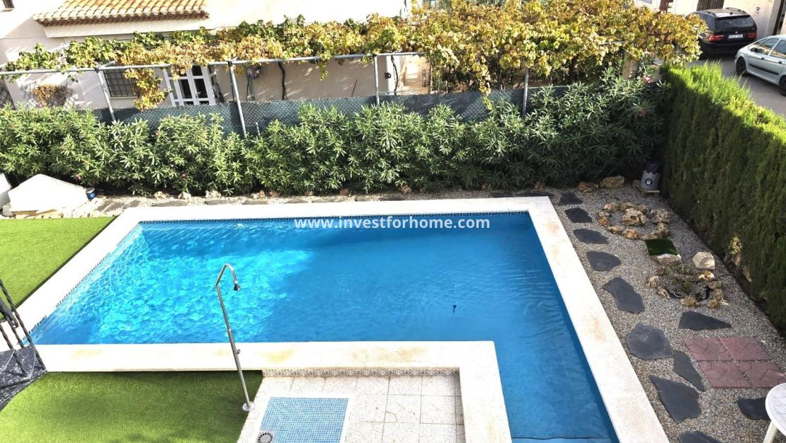 Verkoop - Villa - Orihuela Costa - Playa Flamenca