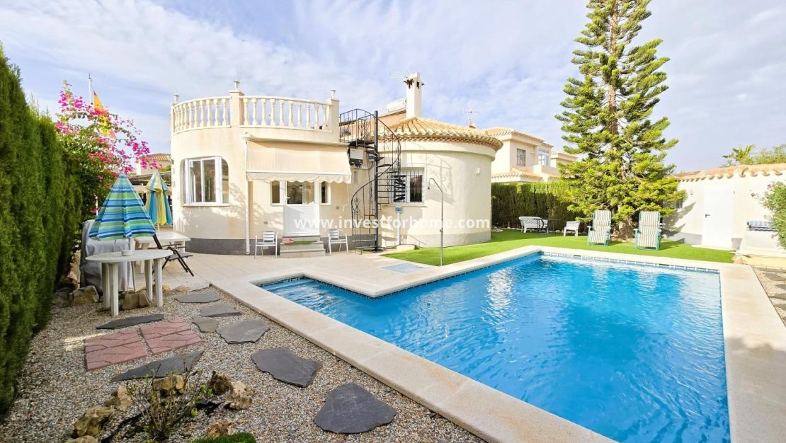 Verkoop - Villa - Orihuela Costa - Playa Flamenca
