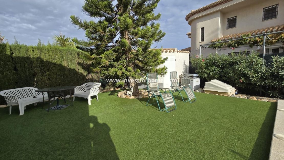 Verkoop - Villa - Orihuela Costa - Playa Flamenca