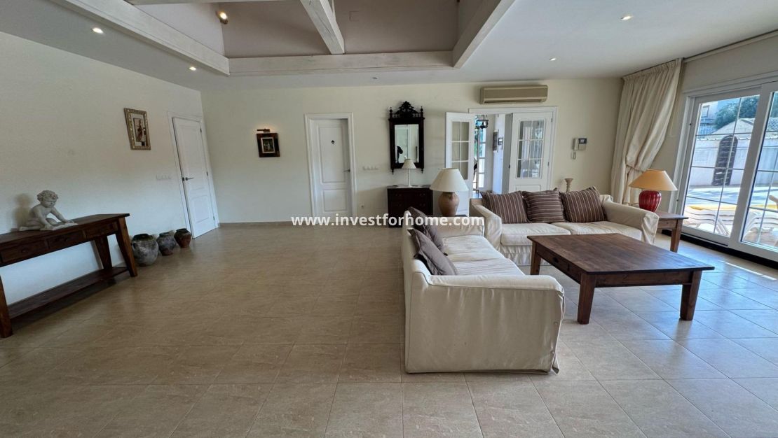 Verkoop - Villa - Orihuela Costa - Playa Flamenca
