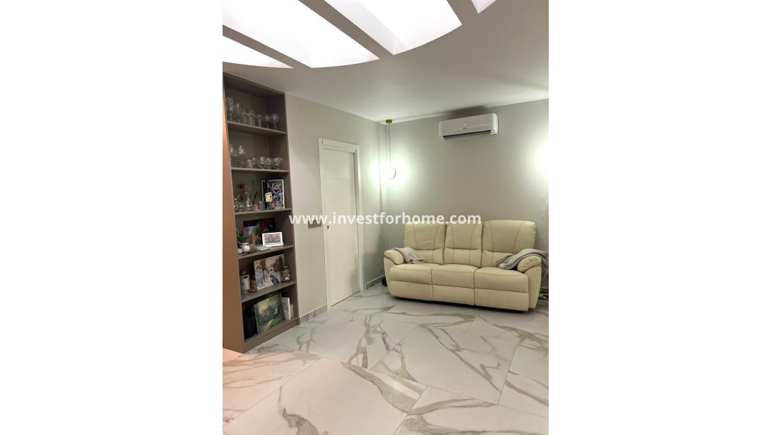 Verkoop - Villa - Orihuela Costa - Playa Flamenca