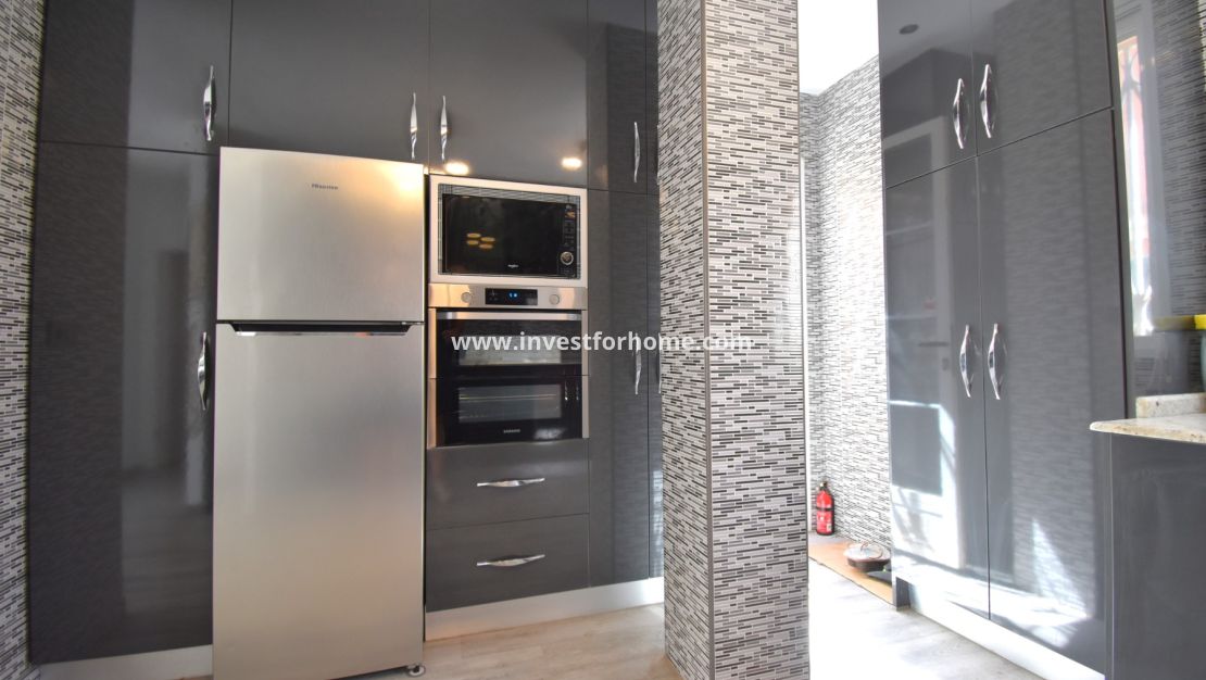 Verkoop - Villa - Orihuela Costa - Playa Flamenca
