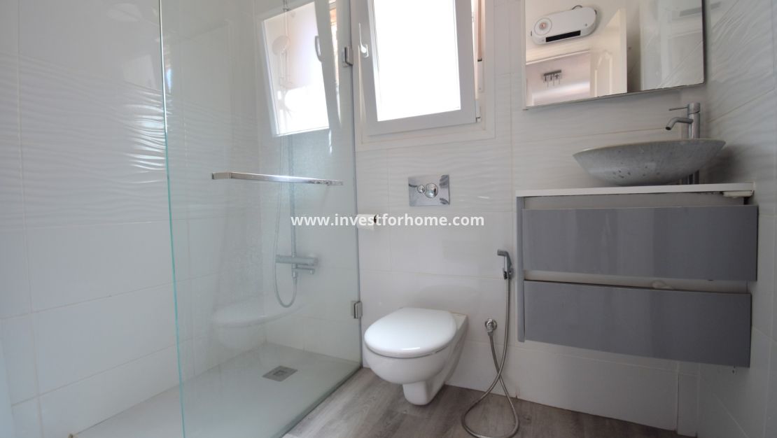 Verkoop - Villa - Orihuela Costa - Playa Flamenca