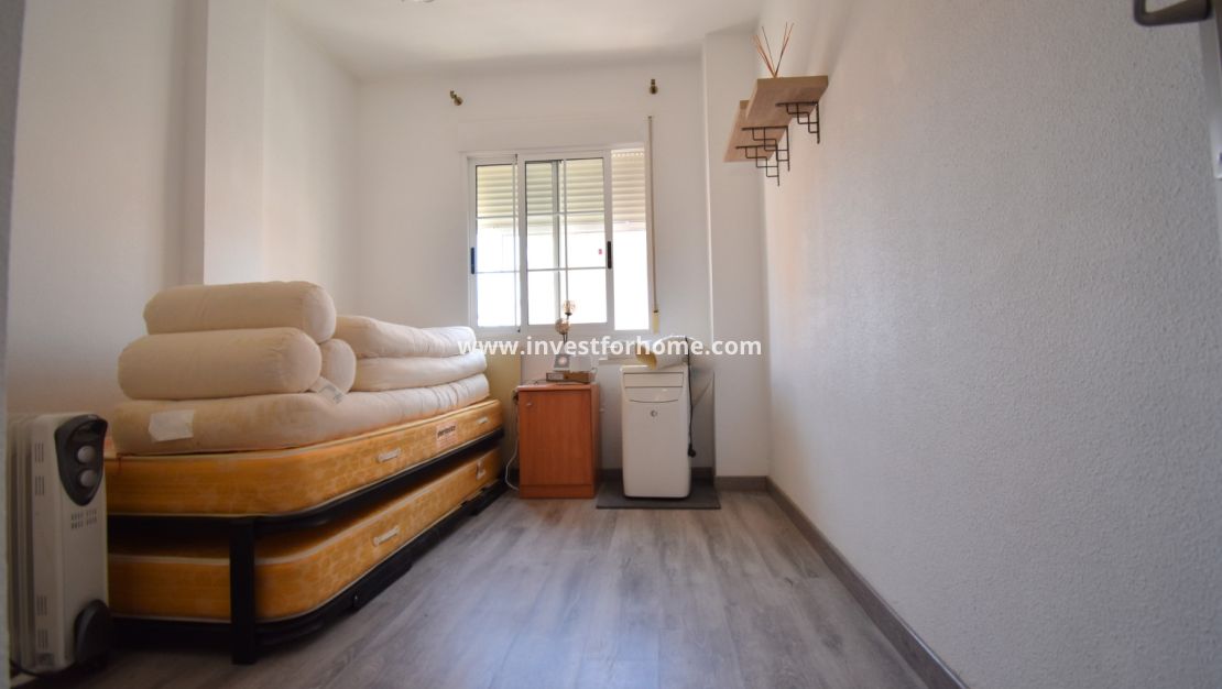 Verkoop - Villa - Orihuela Costa - Playa Flamenca