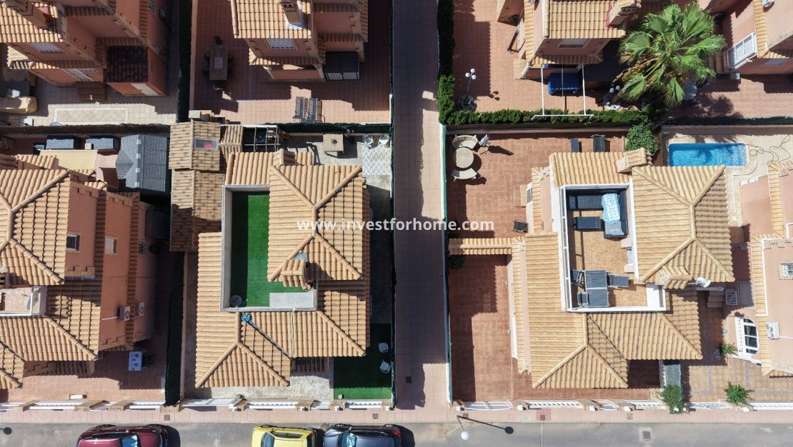 Verkoop - Villa - Orihuela Costa - Playa Flamenca