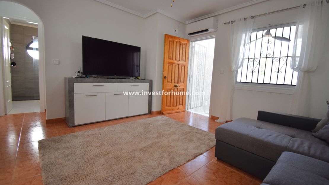 Verkoop - Villa - Orihuela Costa - Playa Flamenca