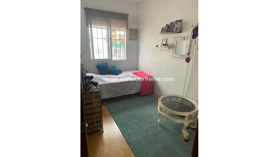 Verkoop - Villa - Orihuela Costa - Punta Prima