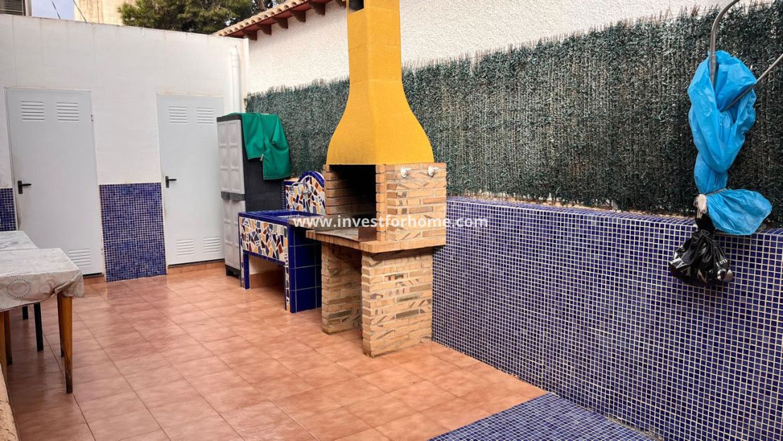 Verkoop - Villa - Orihuela Costa - Punta Prima