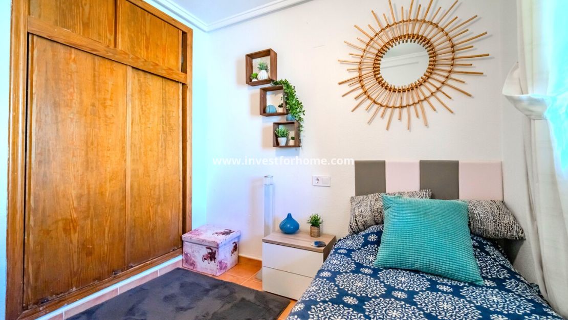 Verkoop - Villa - Orihuela Costa - Res Valle de los pinos