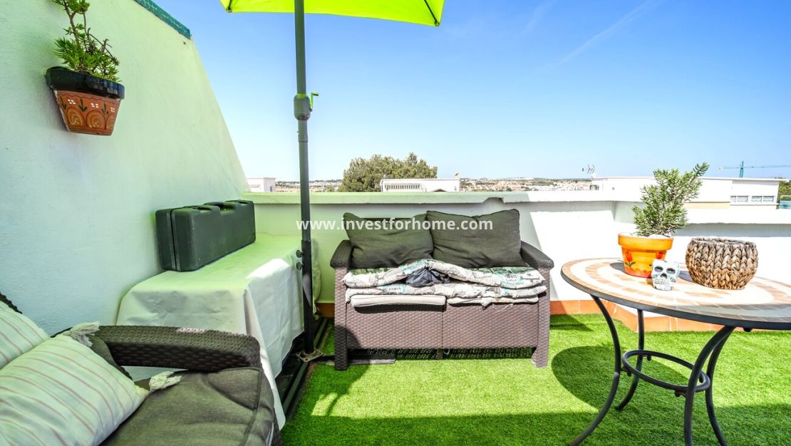 Verkoop - Villa - Orihuela Costa - Res Valle de los pinos