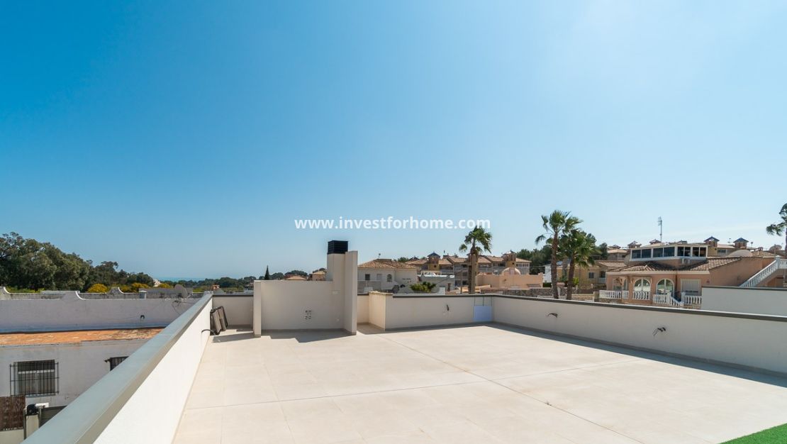 Verkoop - Villa - Orihuela Costa - Villamartin Golf