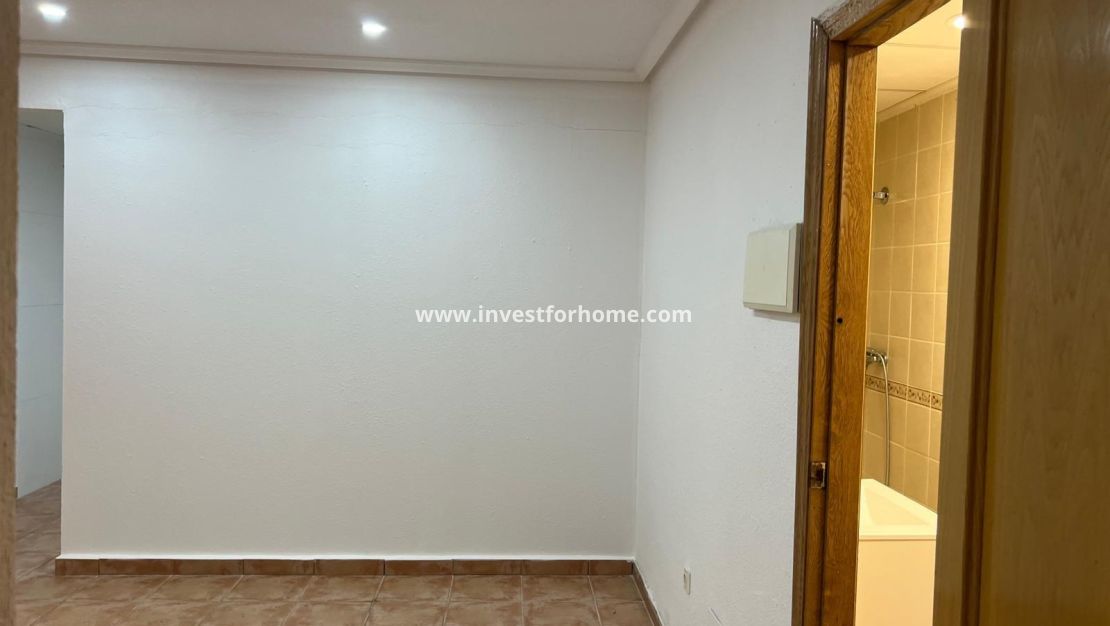 Verkoop - Villa - Orihuela Costa - Villamartín-las Filipinas