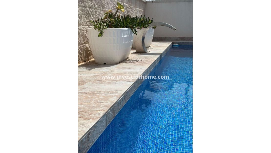 Verkoop - Villa - Orihuela Costa - Villamartín-las Filipinas