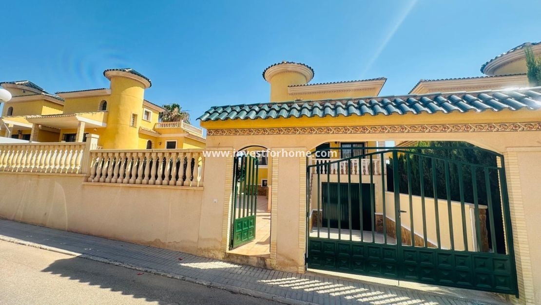 Verkoop - Villa - Orihuela Costa - Villamartin Pau 8