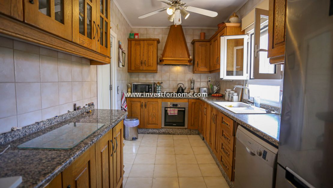 Verkoop - Villa - Orihuela Costa - Villamartín