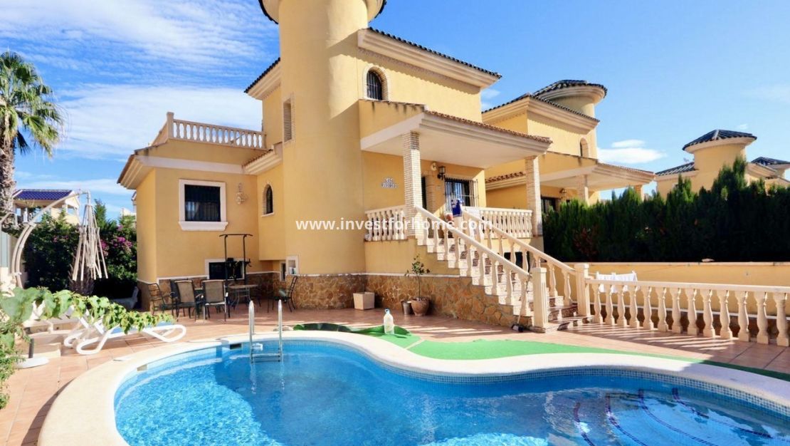 Verkoop - Villa - Orihuela Costa - Villamartin
