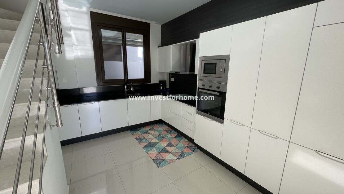 Verkoop - Villa - Orihuela Costa - Villamartin