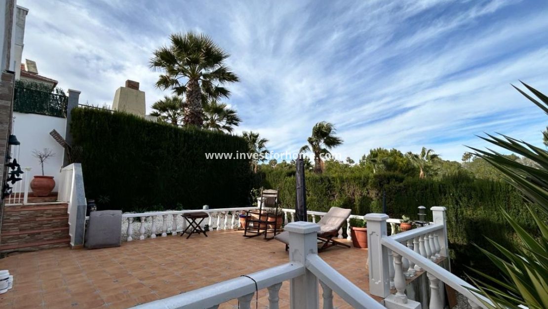 Verkoop - Villa - Orihuela Costa - Villamartin