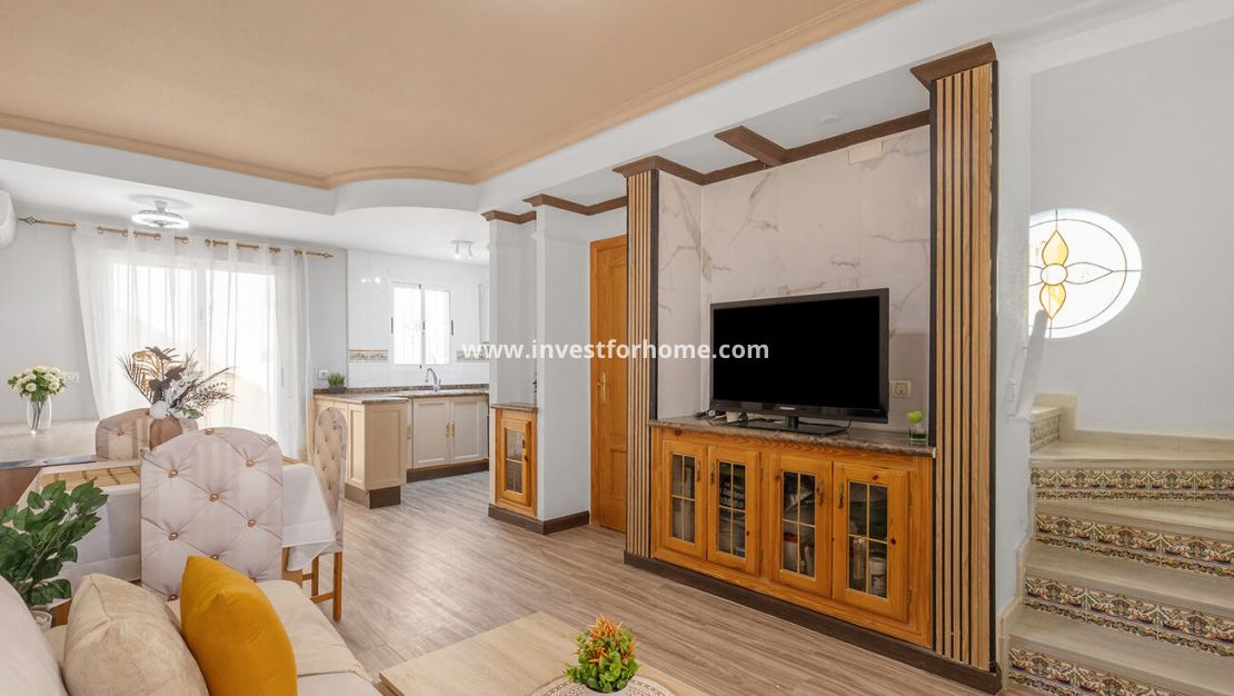 Verkoop - Villa - Orihuela Costa - Villamartín