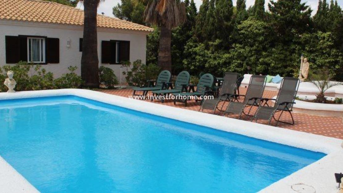 Verkoop - Villa - Orihuela Costa - Villamartín