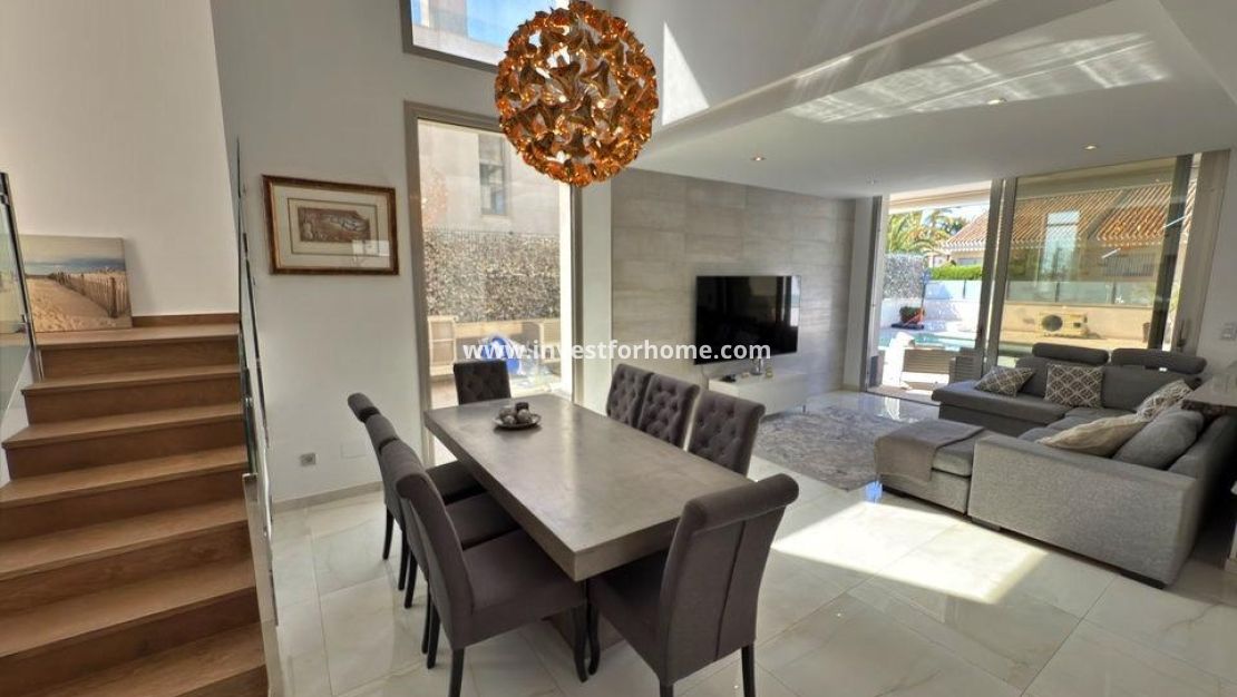 Verkoop - Villa - Orihuela Costa - Villamartín