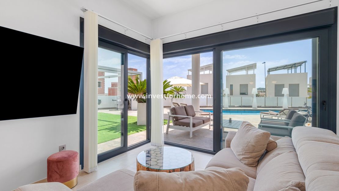 Verkoop - Villa - Orihuela Costa - Villamartín