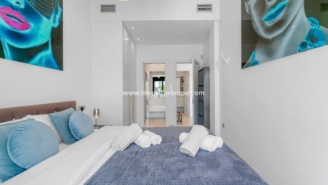 Verkoop - Villa - Orihuela Costa - Villamartín