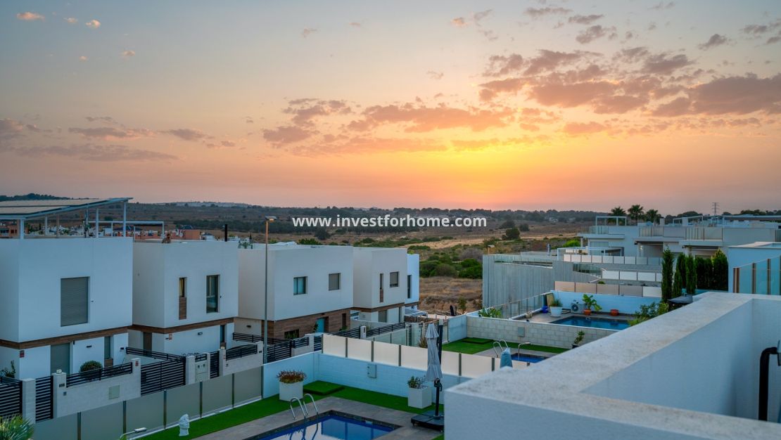 Verkoop - Villa - Orihuela Costa - Villamartín