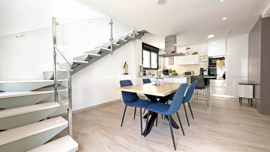Verkoop - Villa - Orihuela Costa - Villamartín