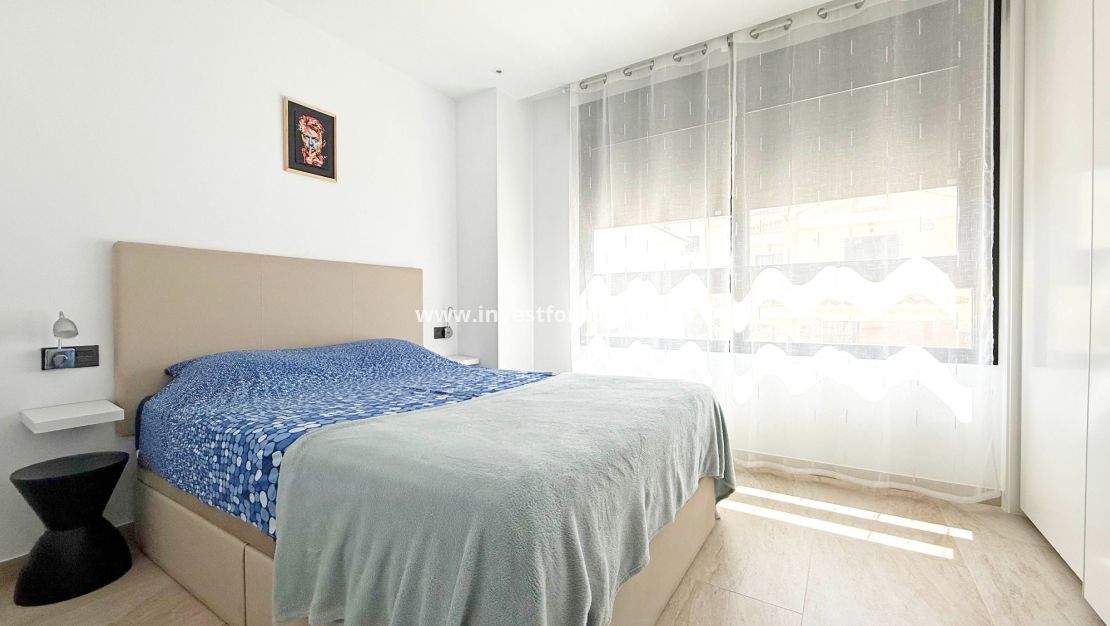 Verkoop - Villa - Orihuela Costa - Villamartín