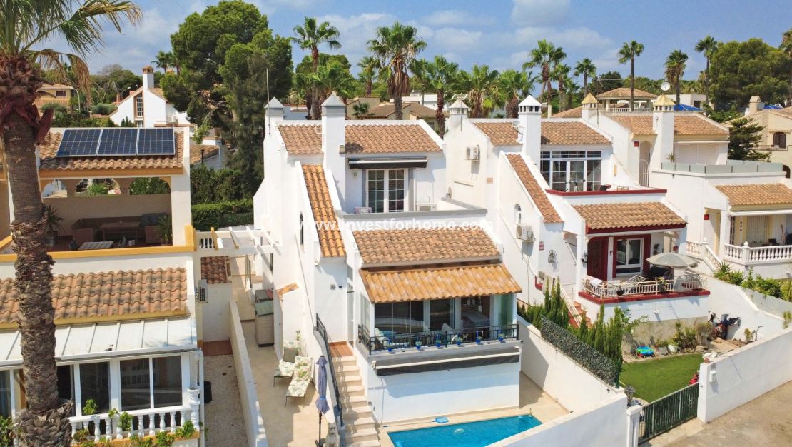 Verkoop - Villa - Orihuela Costa - Villamartín