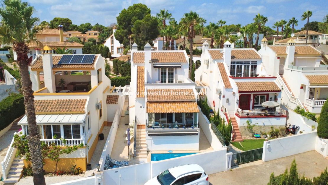 Verkoop - Villa - Orihuela Costa - Villamartín